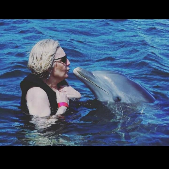 Meet your Posher, Mellie - Picture 3 of 3